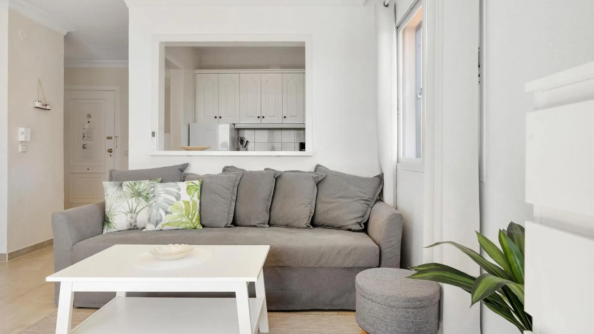 Apartamento Lovely Flat With Sea View Near The Beach By Costarentals - Ref 37 Benalmádena